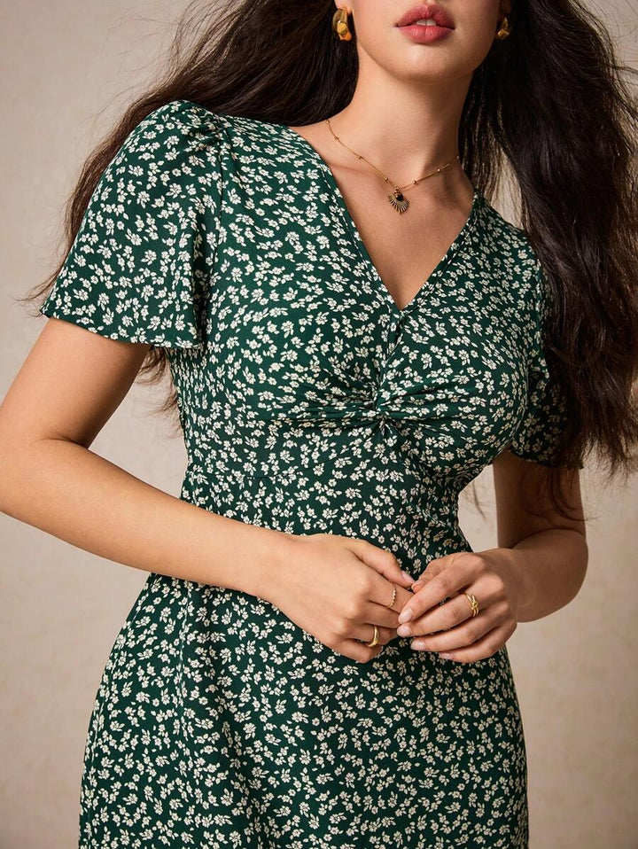 Poselle I V-Neck Ditsy Floral Print Short Sleeve Dress