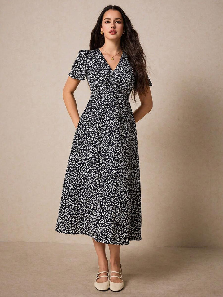 Poselle I V-Neck Ditsy Floral Print Short Sleeve Dress