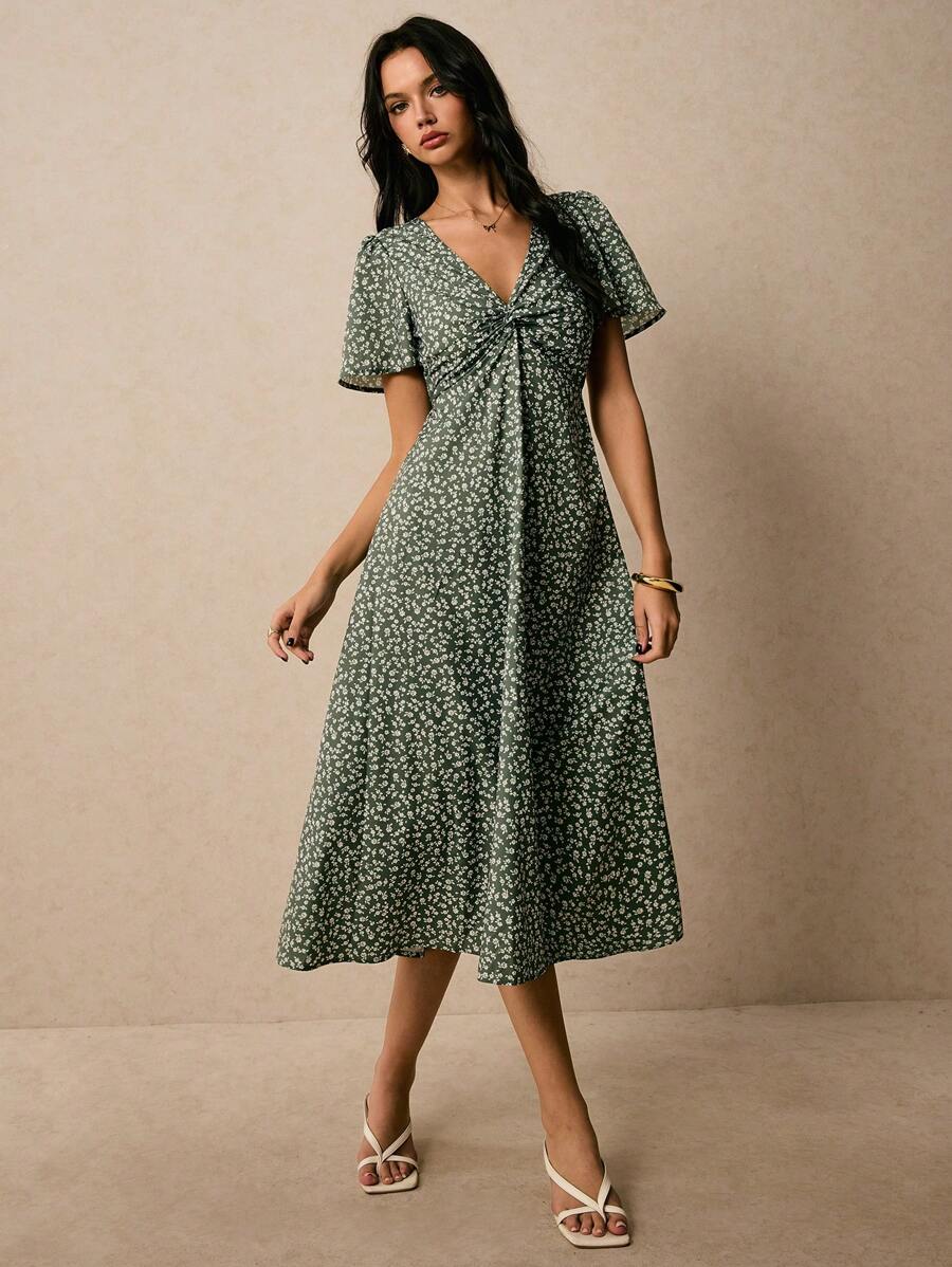 Poselle I V-Neck Ditsy Floral Print Short Sleeve Dress